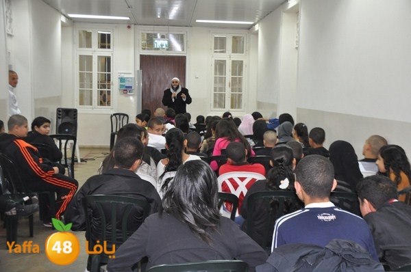 mo7adara na3eem abo lsan (1).JPG